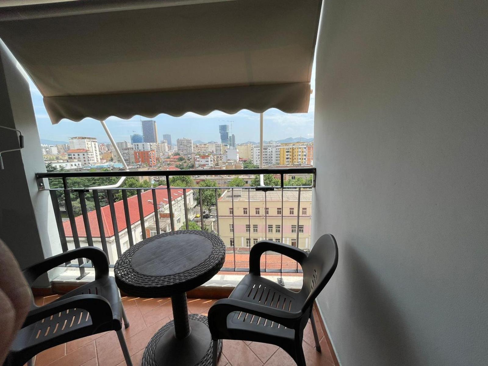 Your Apart Hotel Тирана Екстериор снимка